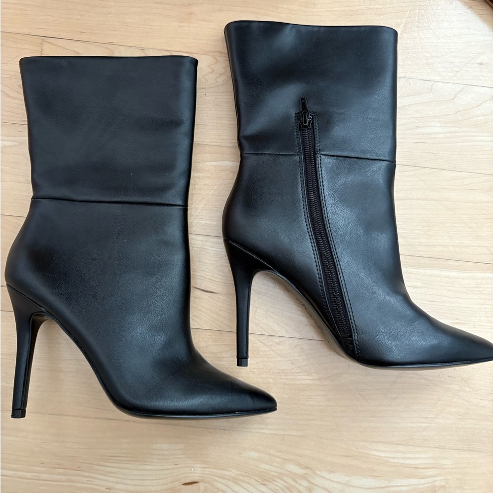 NWOT Charles by Charles David Black Pointed-Toe Stiletto Ankle Boots